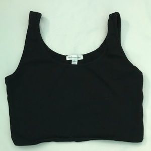 Black crop tank top